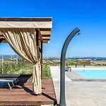 Pet Friendly Apartment In Terre Roveresche