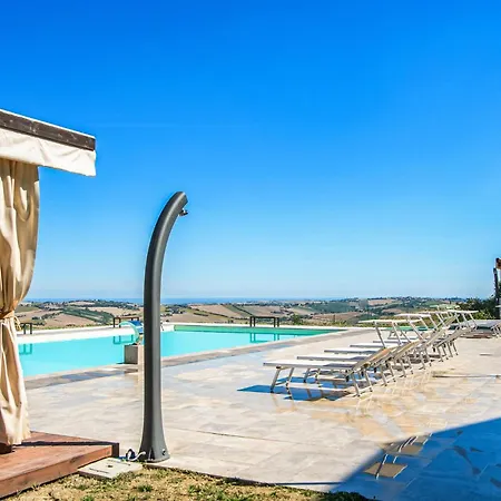 度假居 Awesome In Terre Roveresche La Figurina