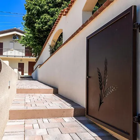 Awesome In Terre Roveresche *