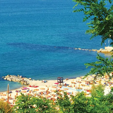 Pet Friendly In Terre Roveresche Hébergement de vacances La Figurina